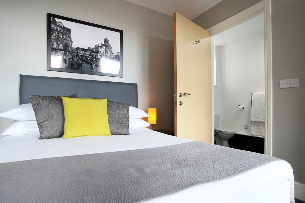 The City Warehouse Aparthotel Manchester Esterno foto
