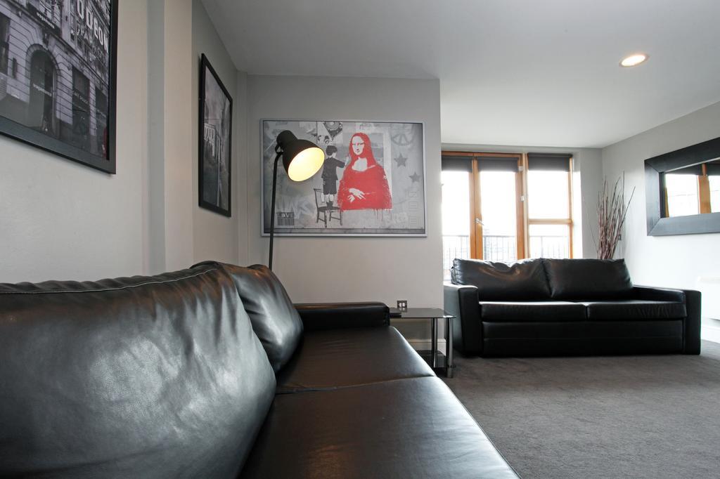 The City Warehouse Aparthotel Manchester Esterno foto