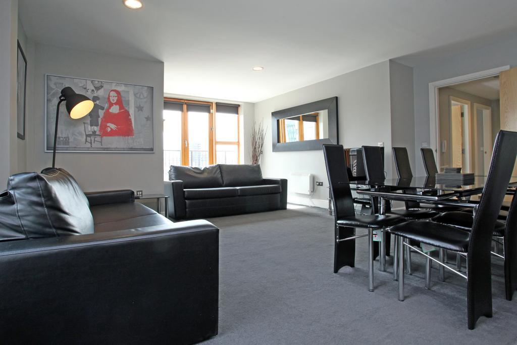 The City Warehouse Aparthotel Manchester Esterno foto