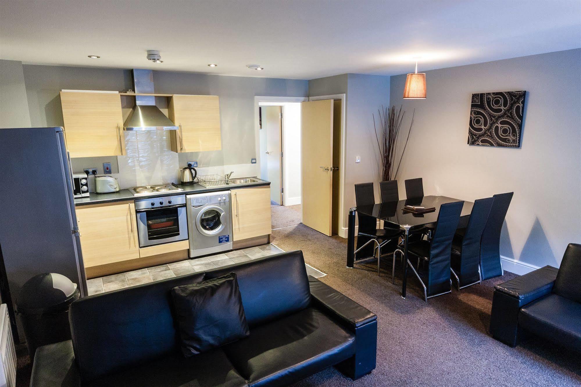 The City Warehouse Aparthotel Manchester Esterno foto