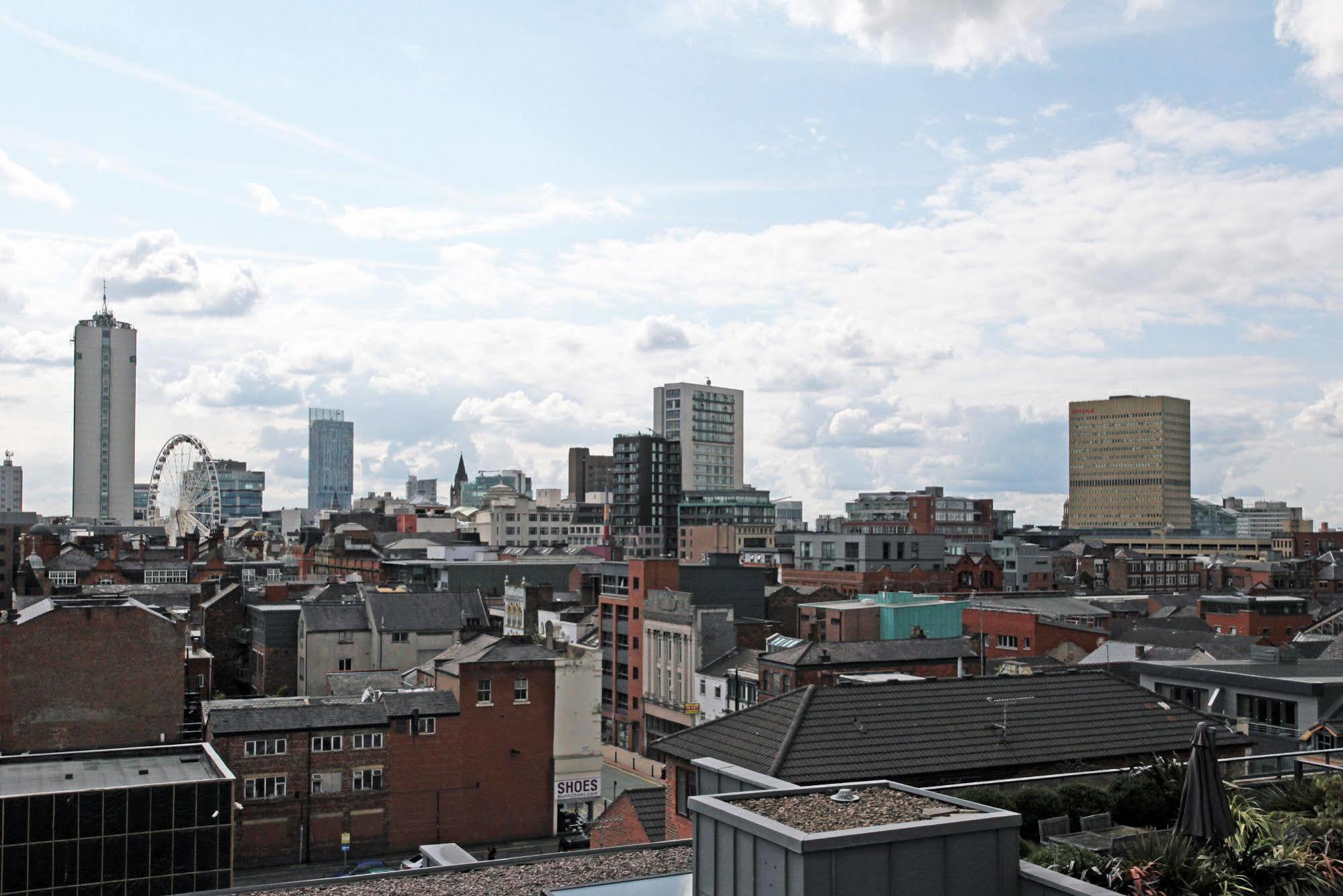 The City Warehouse Aparthotel Manchester Esterno foto