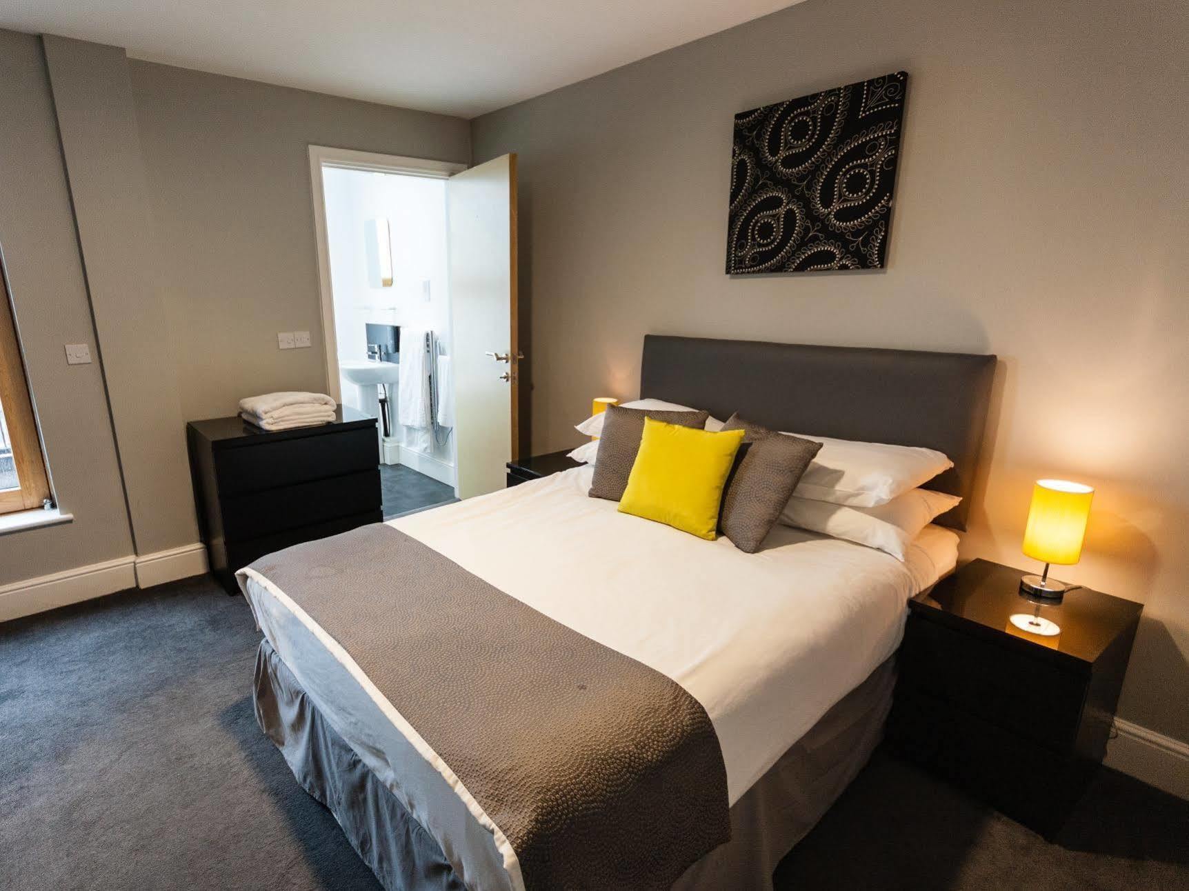 The City Warehouse Aparthotel Manchester Esterno foto